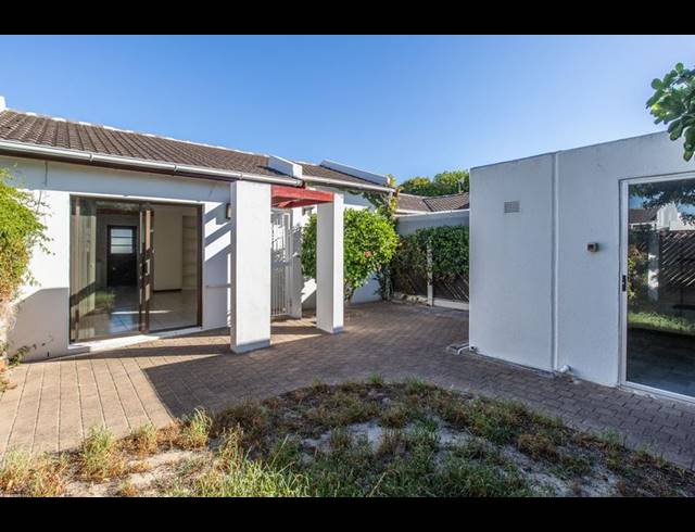 2 BEDROOM PROPERTY TO RENT IN TOKAI